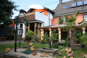 Гостиница Eifelvulkan  Neichen